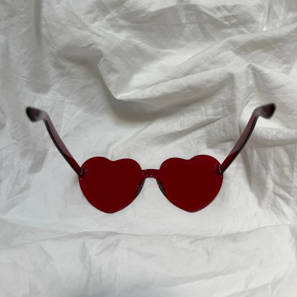 Women's Red Heart Shaped Glasses. One size.